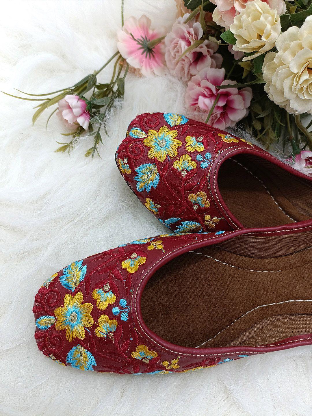 desi-colour-women-maroon-ethnic-ballerinas-with-embroidered-flats