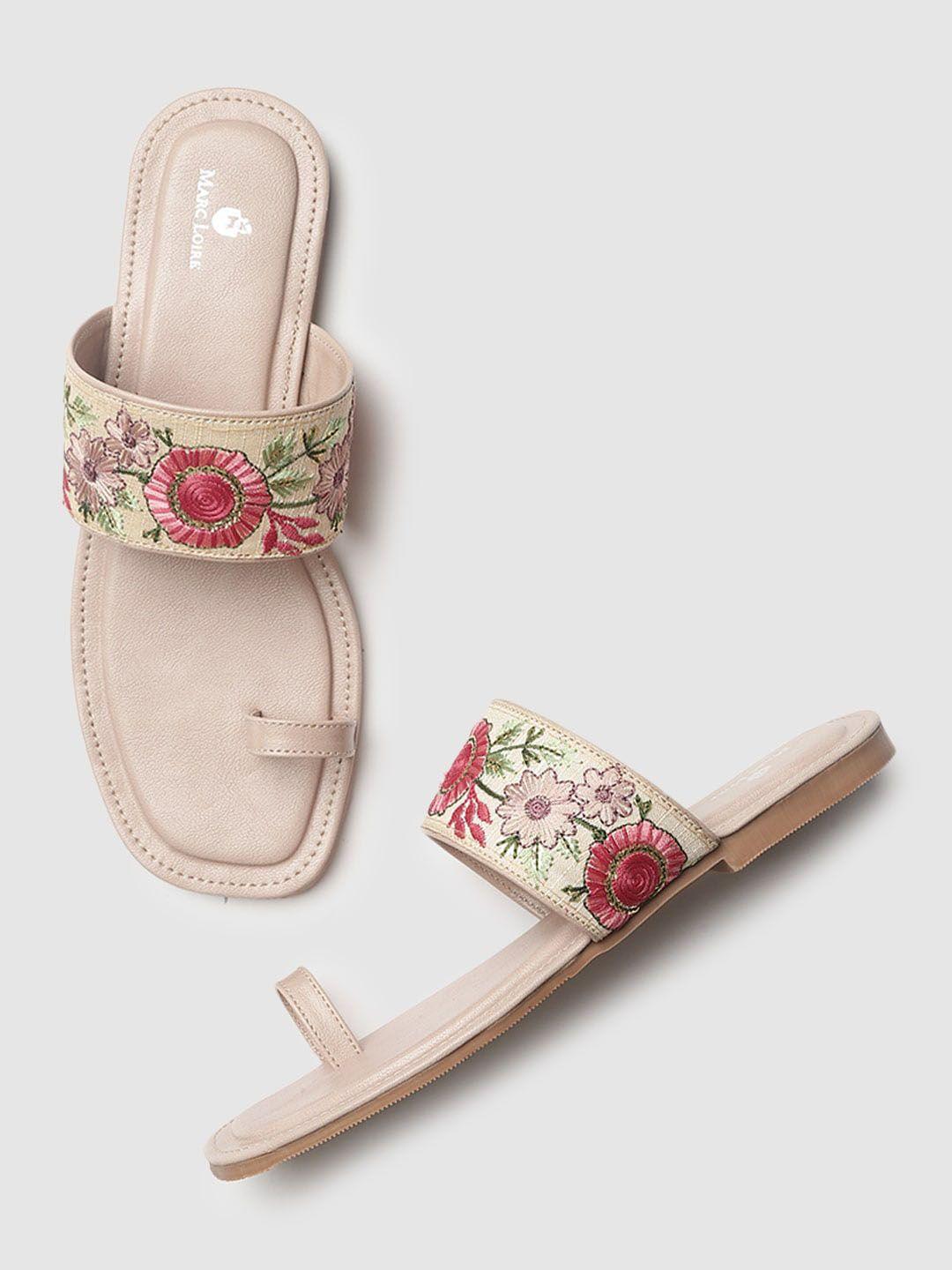 marc-loire-women-cream-coloured-embroidered-leather-ethnic-one-toe-flats