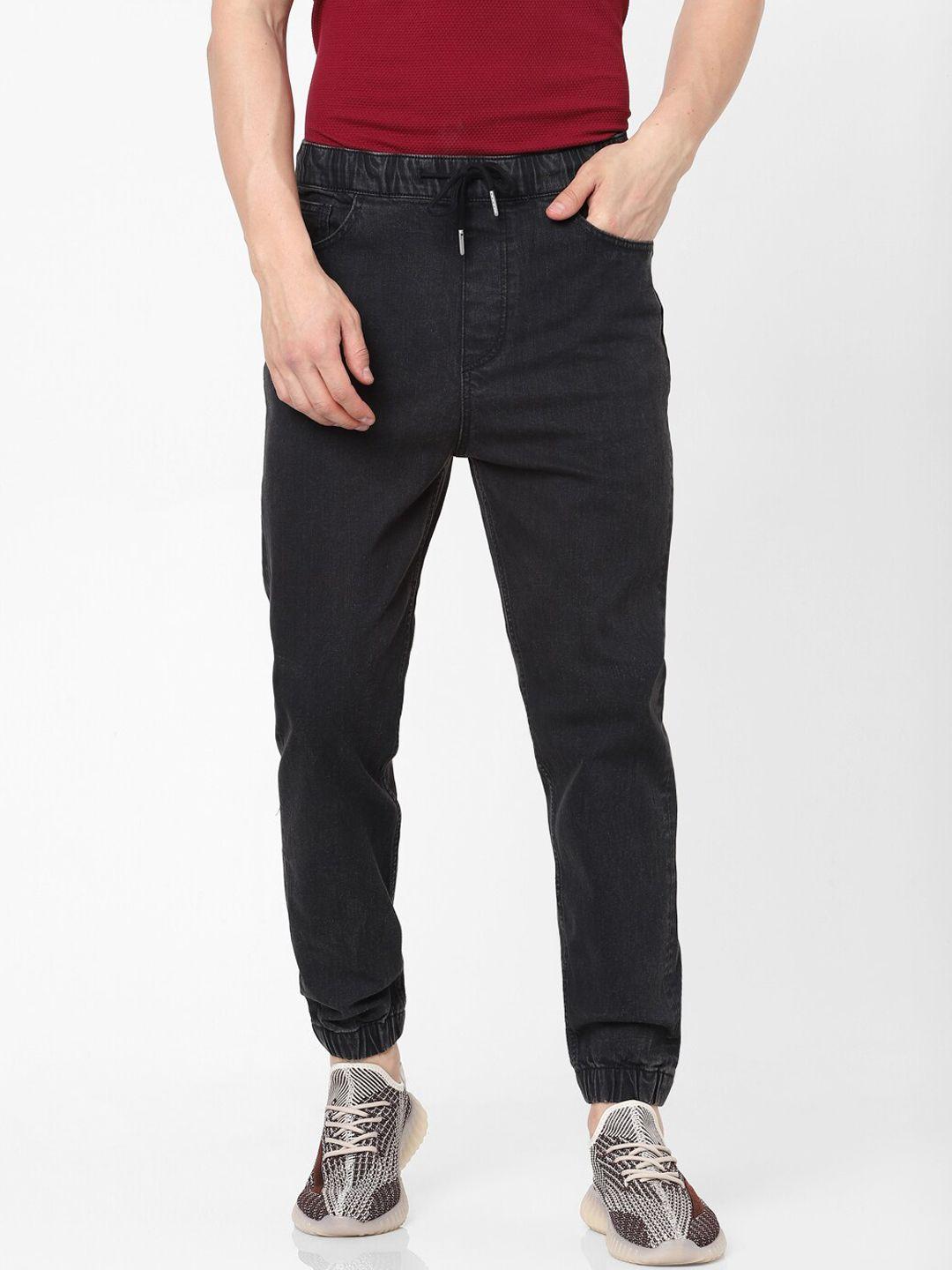 celio-men-black-jogger-stretchable-jeans
