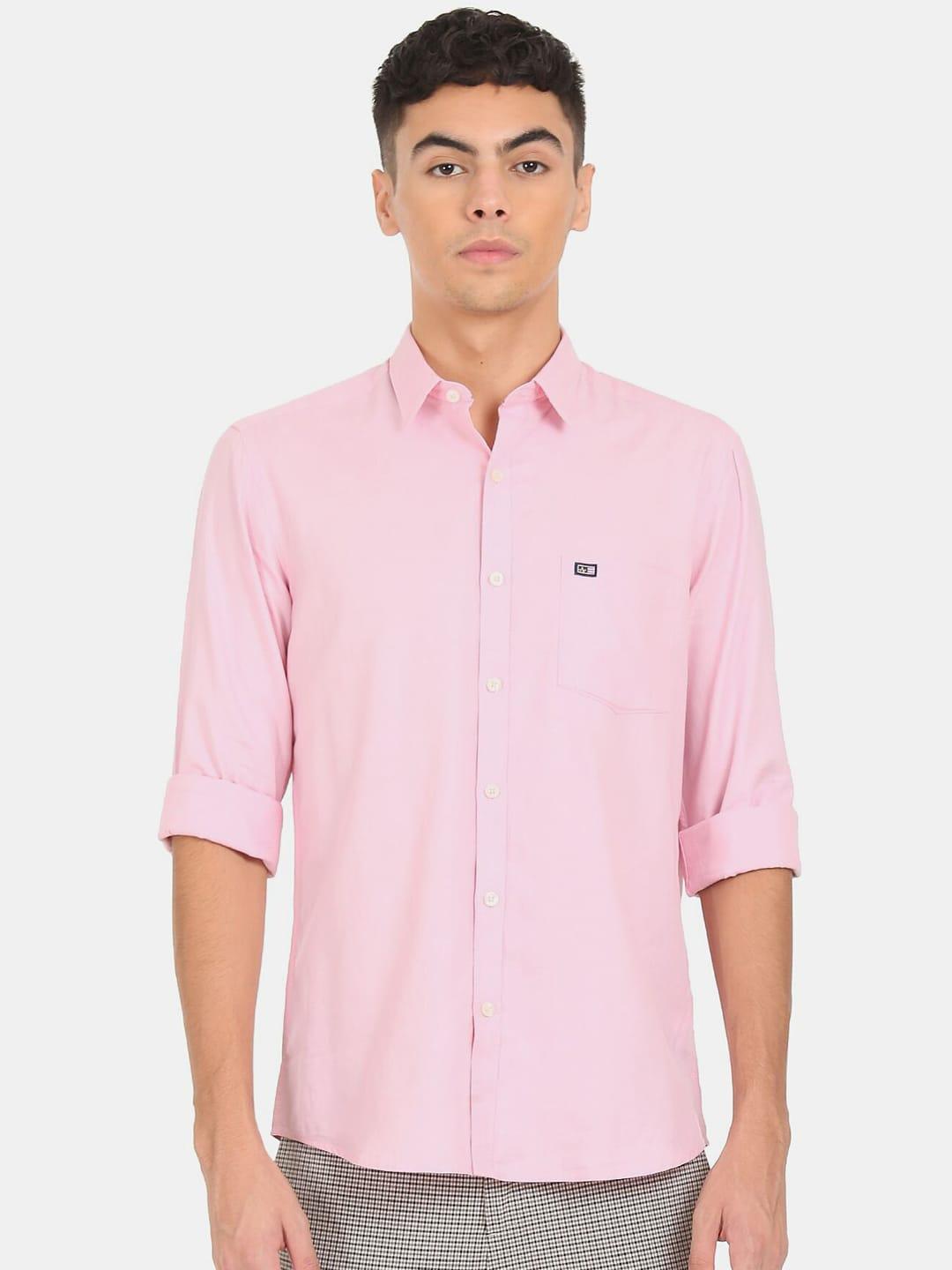 arrow-sport-men-pink-solid-casual-shirt