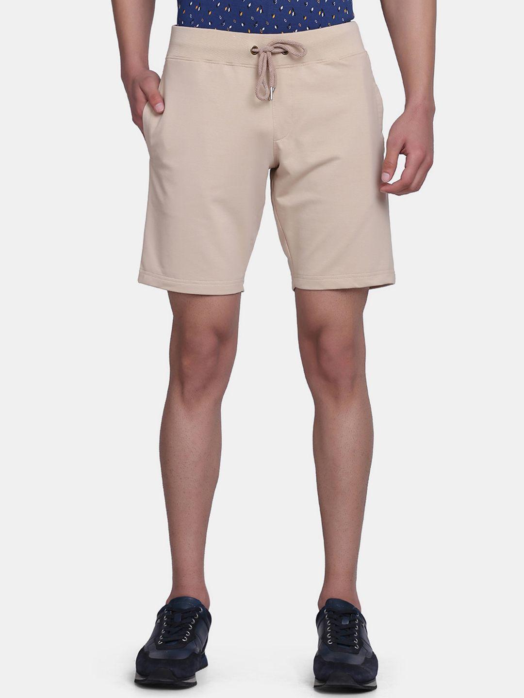 blackberrys-men-beige-bs-10-slim-fit-low-rise-cotton-shorts