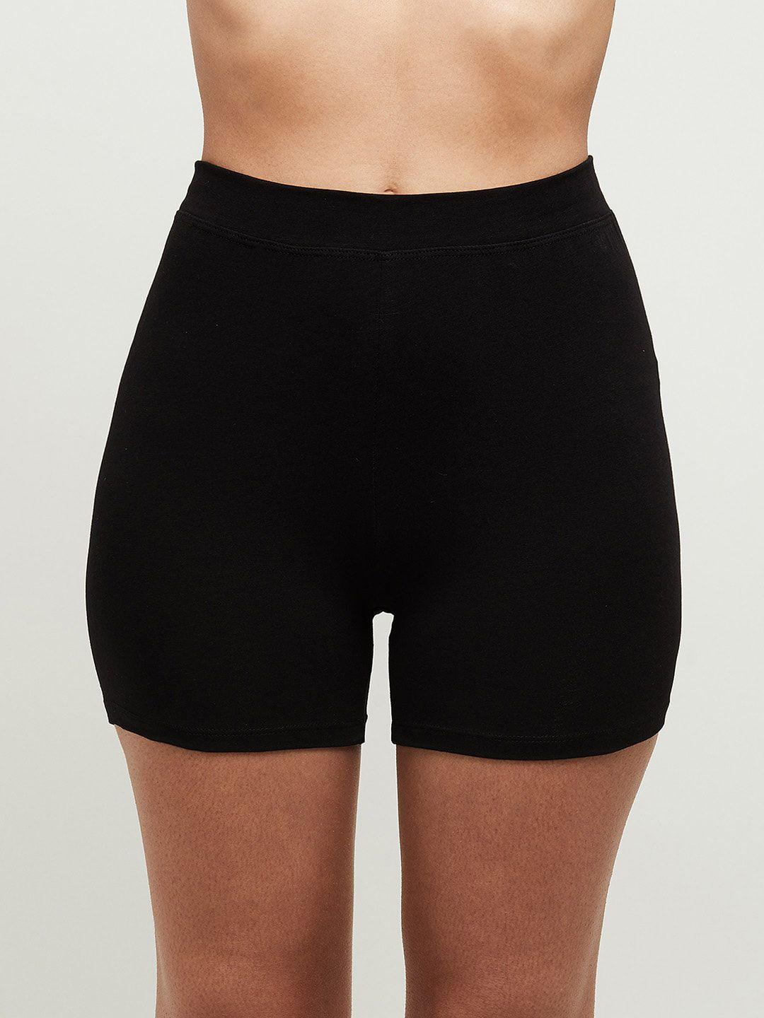 max-women-black-solid-high-rise-boy-shorts-pa21cbs01black