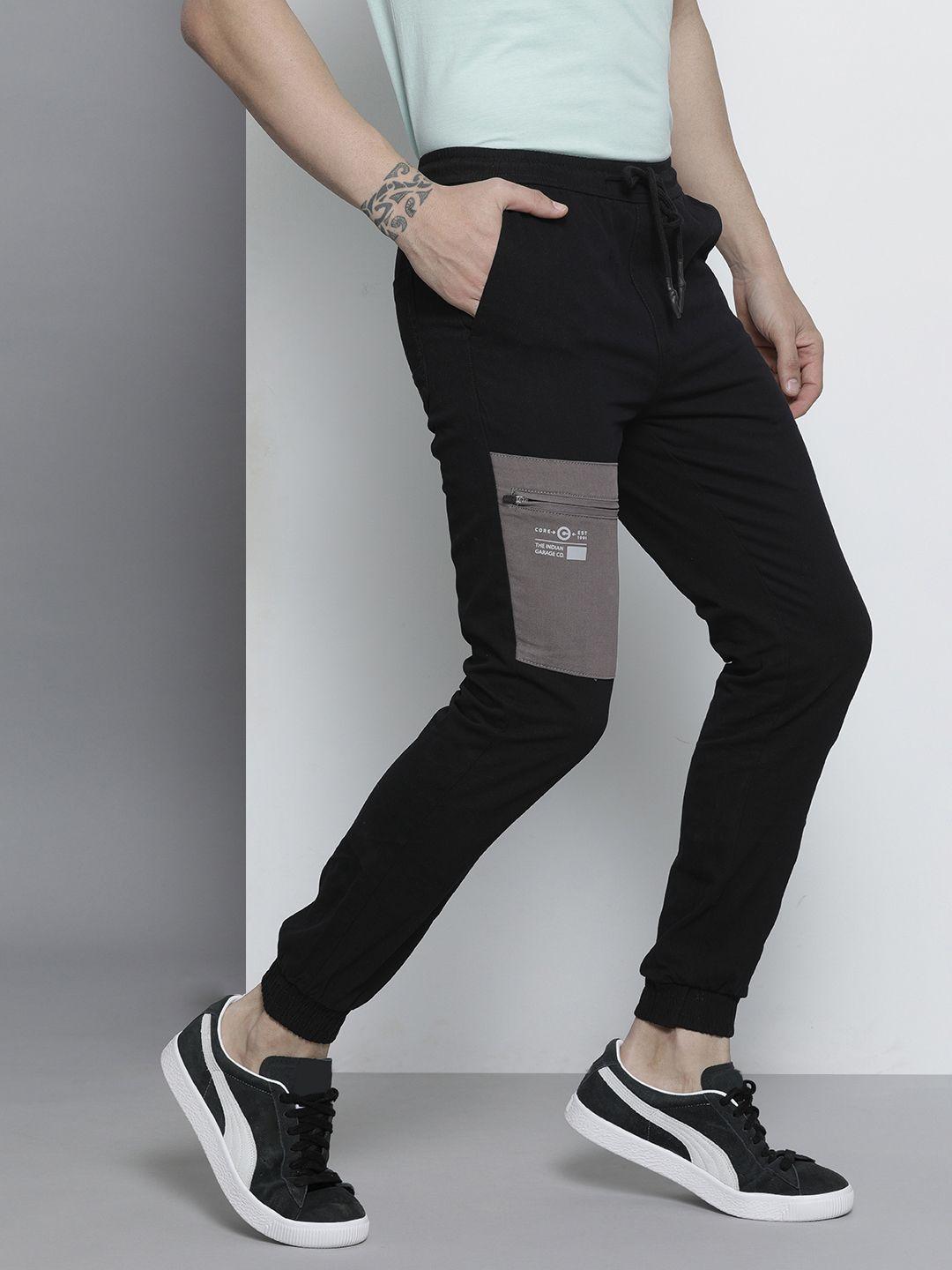 the-indian-garage-co-men-black-printed-joggers-trousers