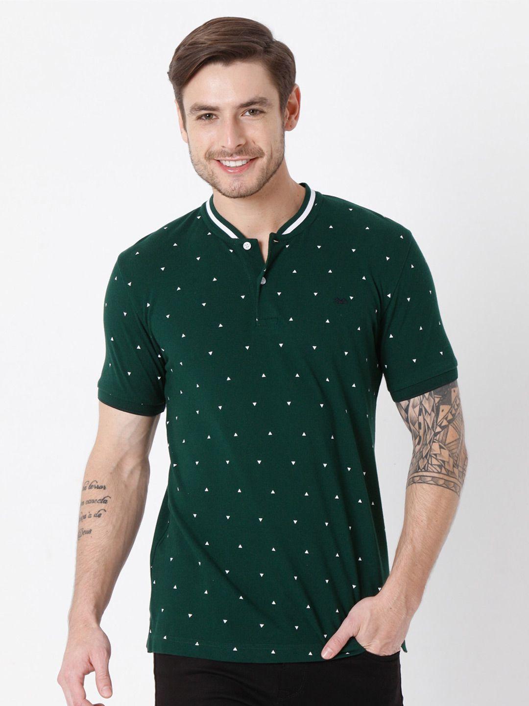 mufti-men-green-&-white-printed-henley-neck-slim-fit-t-shirt
