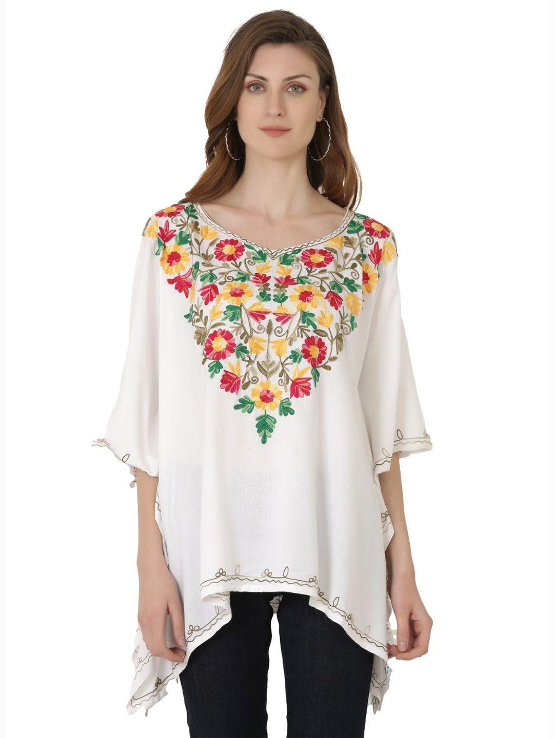 saakaa-off-white-floral-floral-embroidered-kaftan-top