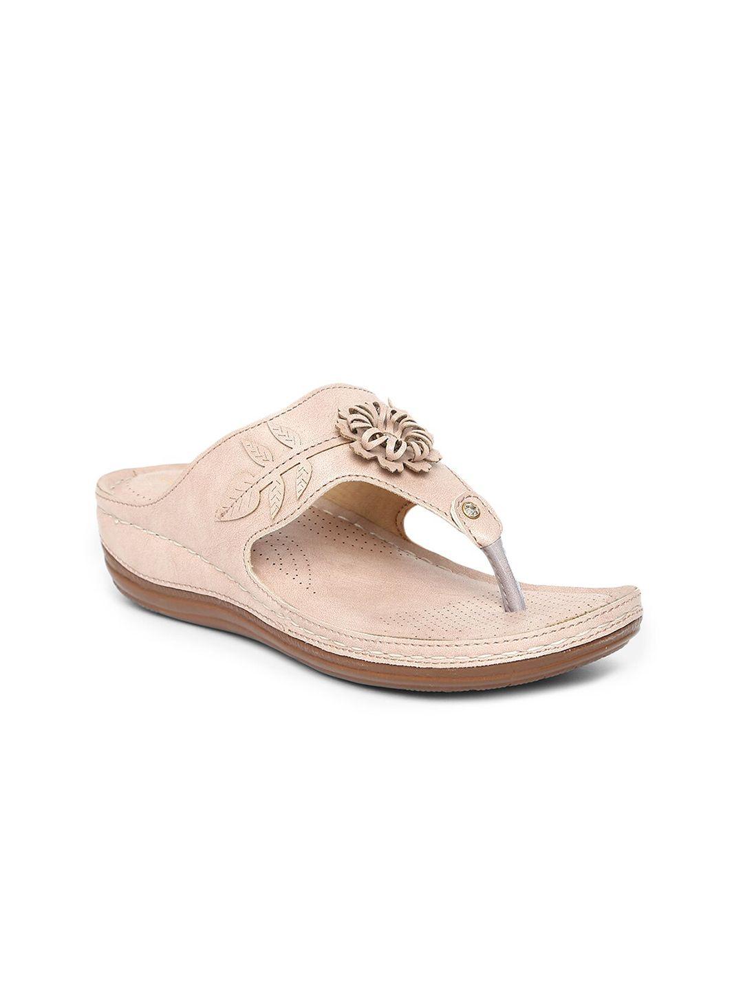 everly-women-pink-embellished-t-strap-flats
