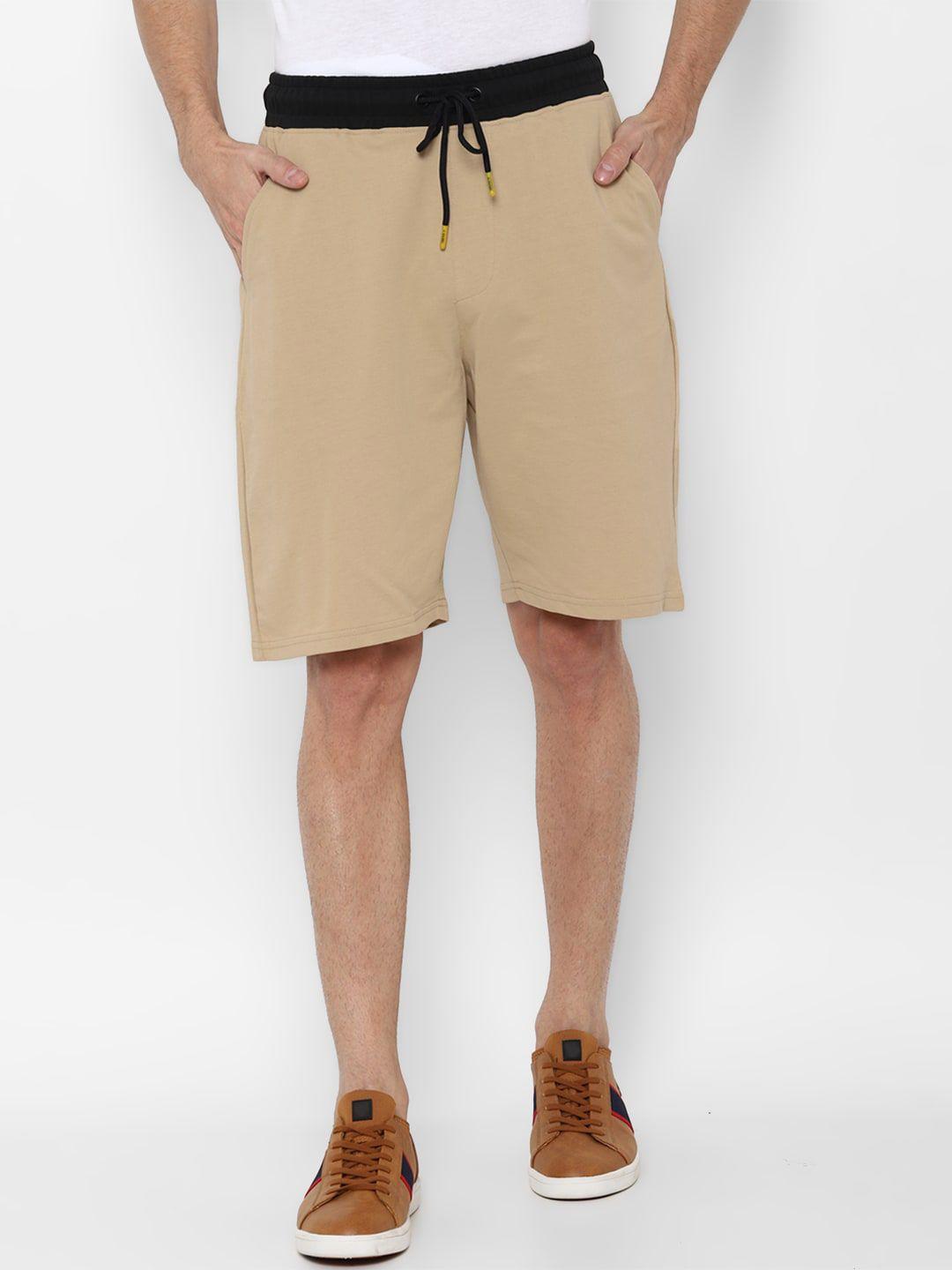 forever-21-men-khaki-shorts