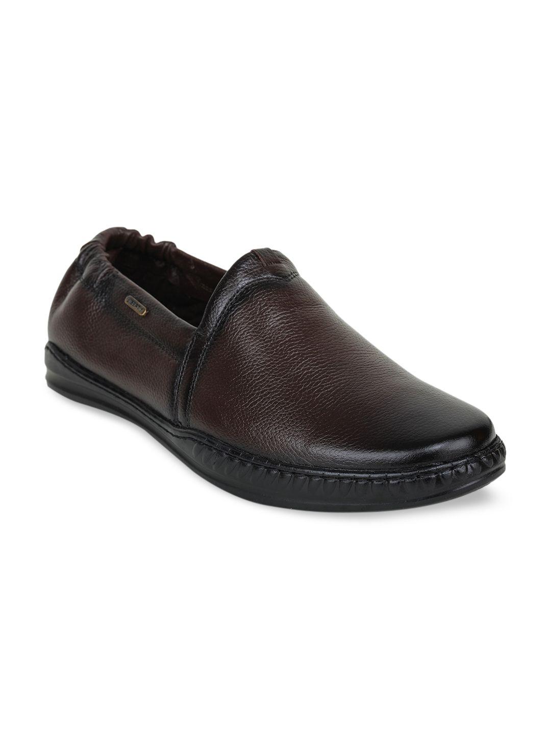 liberty-men-brown-textured-leather-trekking-shoes