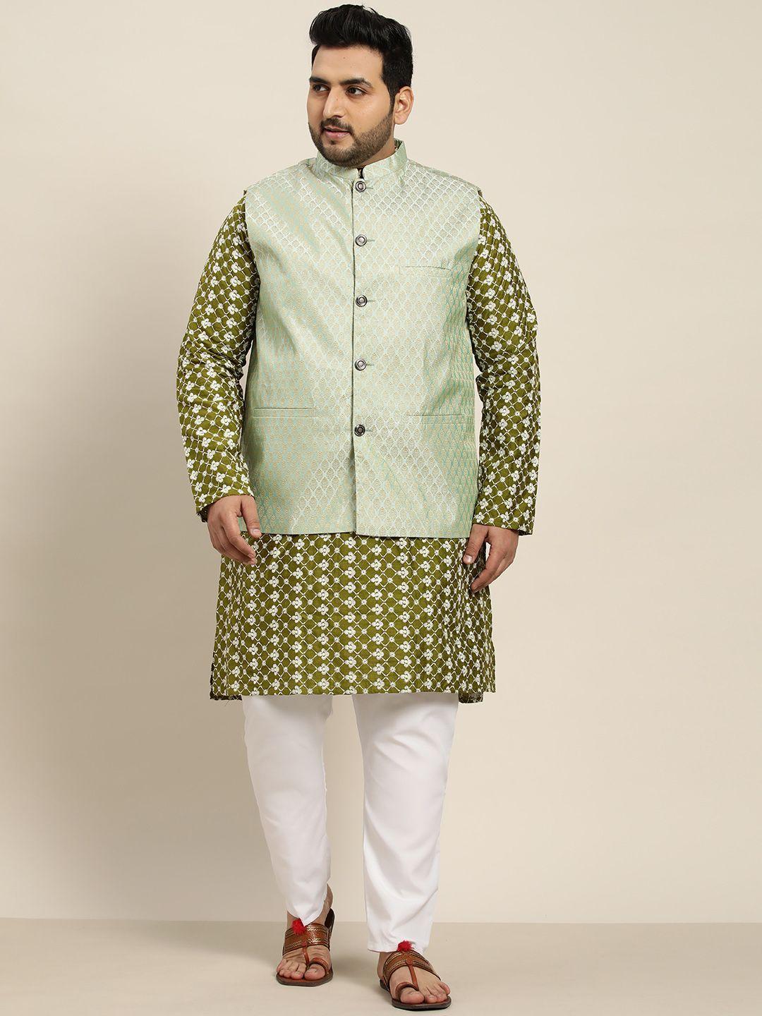 sojanya-plus-men-green-&-white-chikankari-embroidered-kurta-with-churidar-&-nehru-jacket