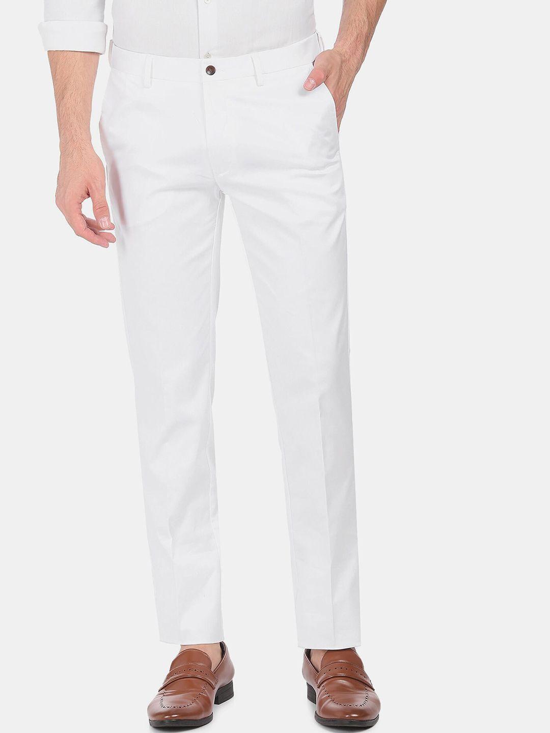 arrow-men-white-trousers