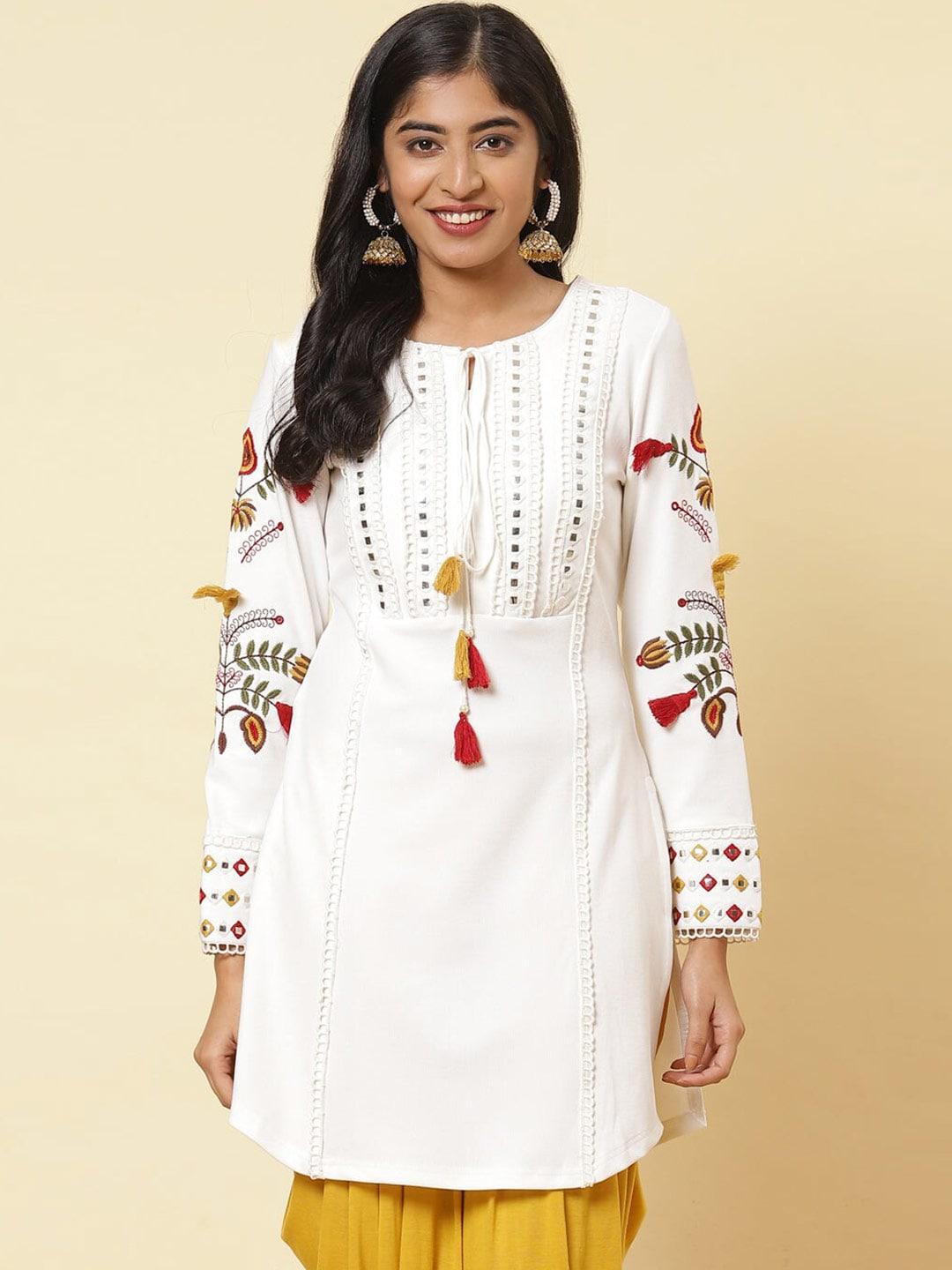 lakshita-white-floral-embroidered-mirror-work-kurti