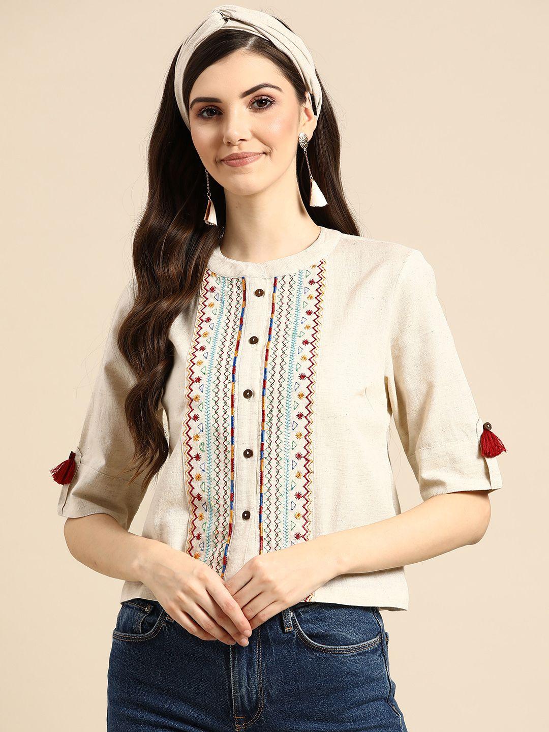 sangria-off-white-&-maroon-geometric-print-mandarin-collar-roll-up-sleeves-shirt-style-top
