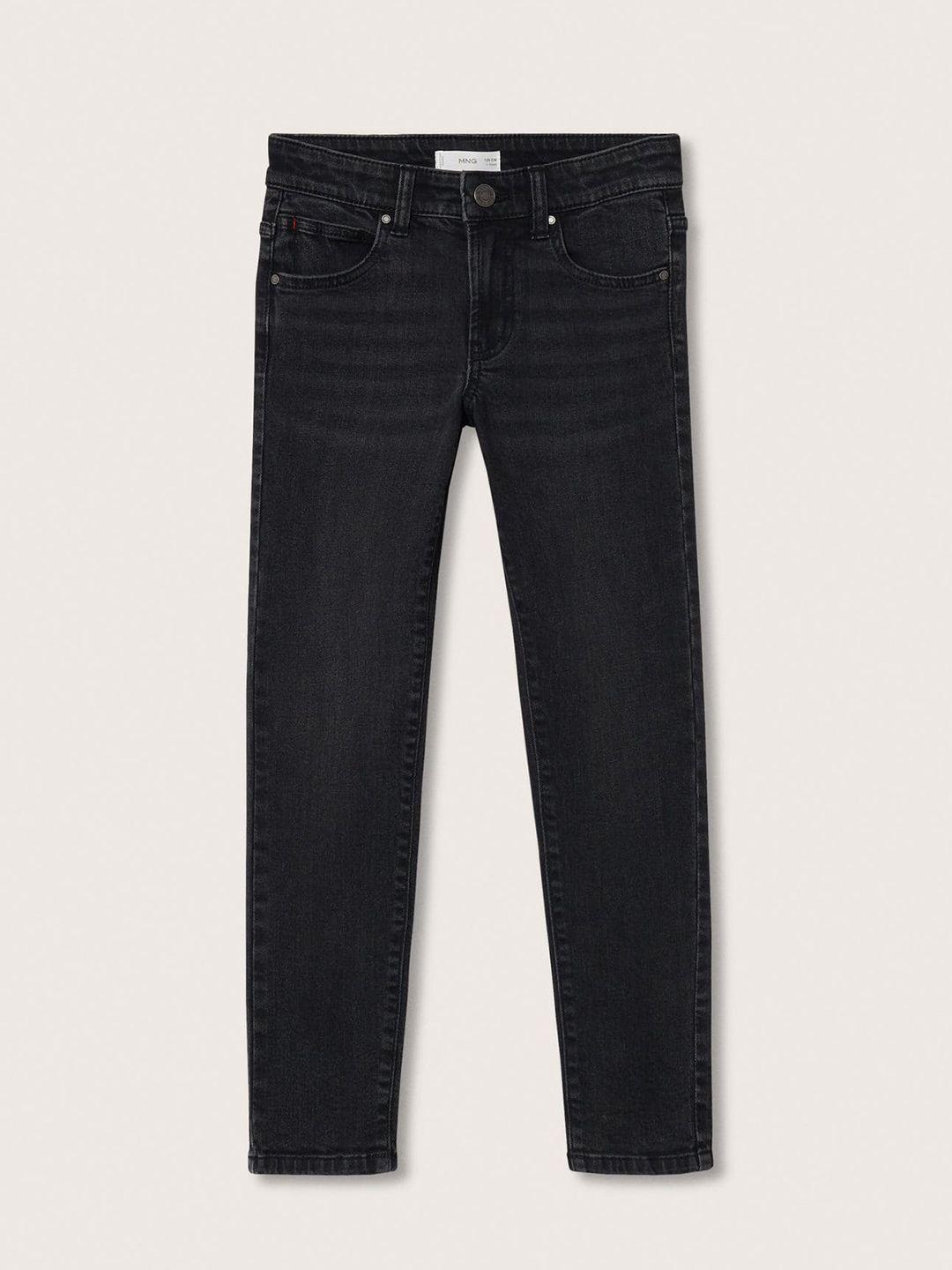 mango-kids-boys-black-solid-sustainable-stretchable-light-fade-slim-fit-jeans