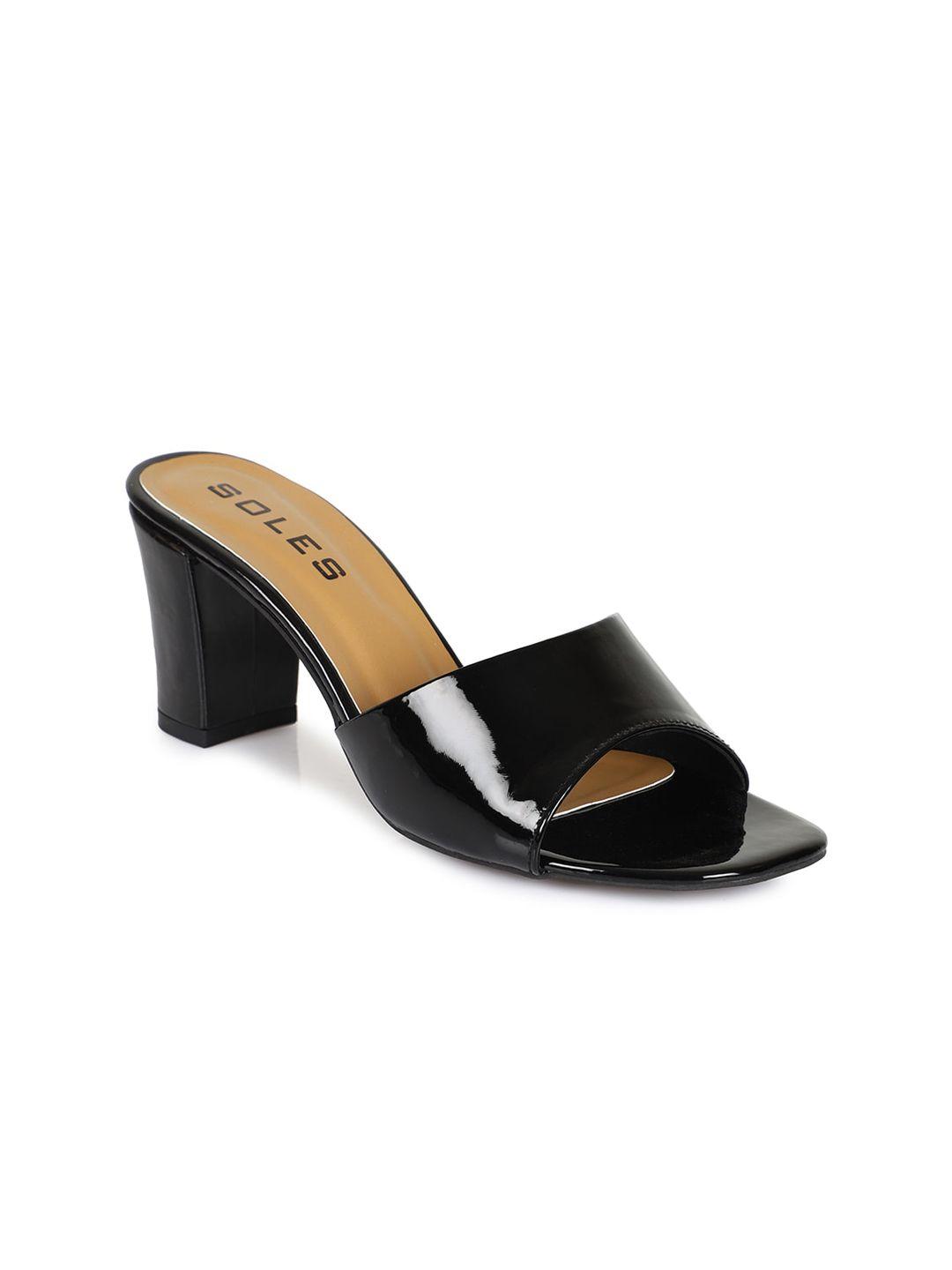 soles-black-block-sandals