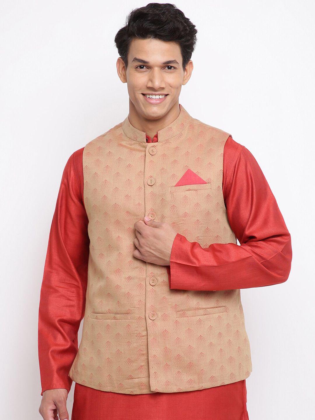fabindia-men-gold-toned-printed-woven-nehru-jackets