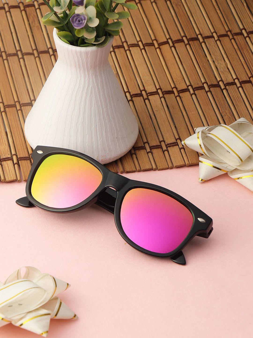 passion-petals-girls-pink-lens-&-black-wayfarer-sunglasses-11-9pinkgoldsunglasses