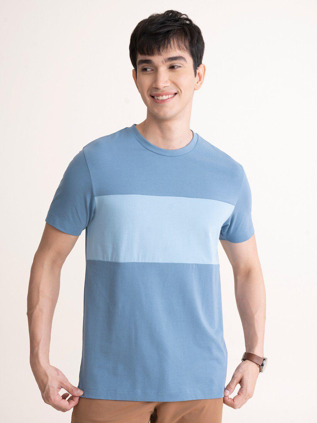 damensch-men-blue-colourblocked-t-shirt