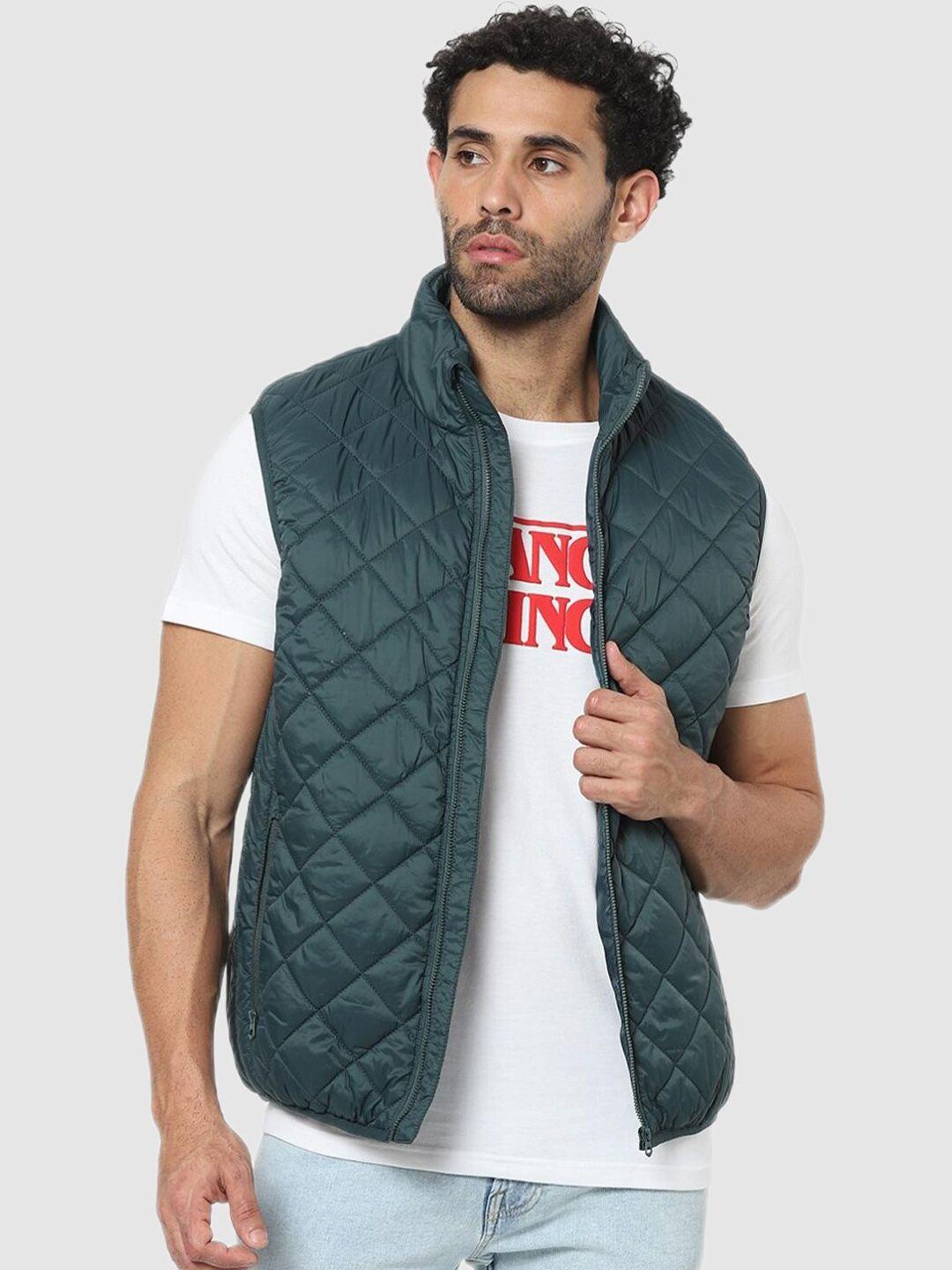 celio-men-green-longline-quilted-jacket-with-embroidered