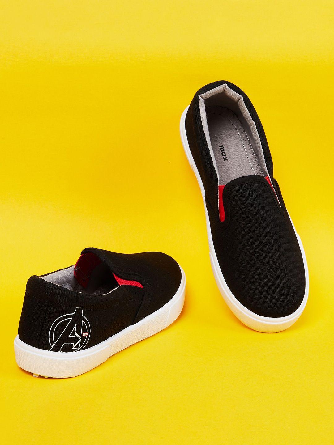 max-boys-slip-on-contrast-sole-sneakers
