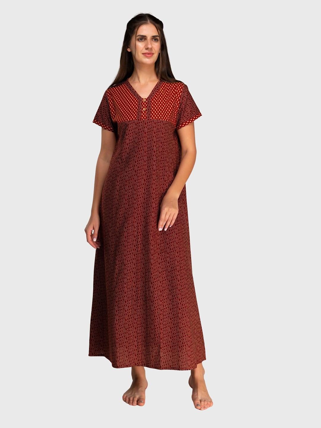 evolove-maroon-printed-maxi-pure-cotton-nightdress