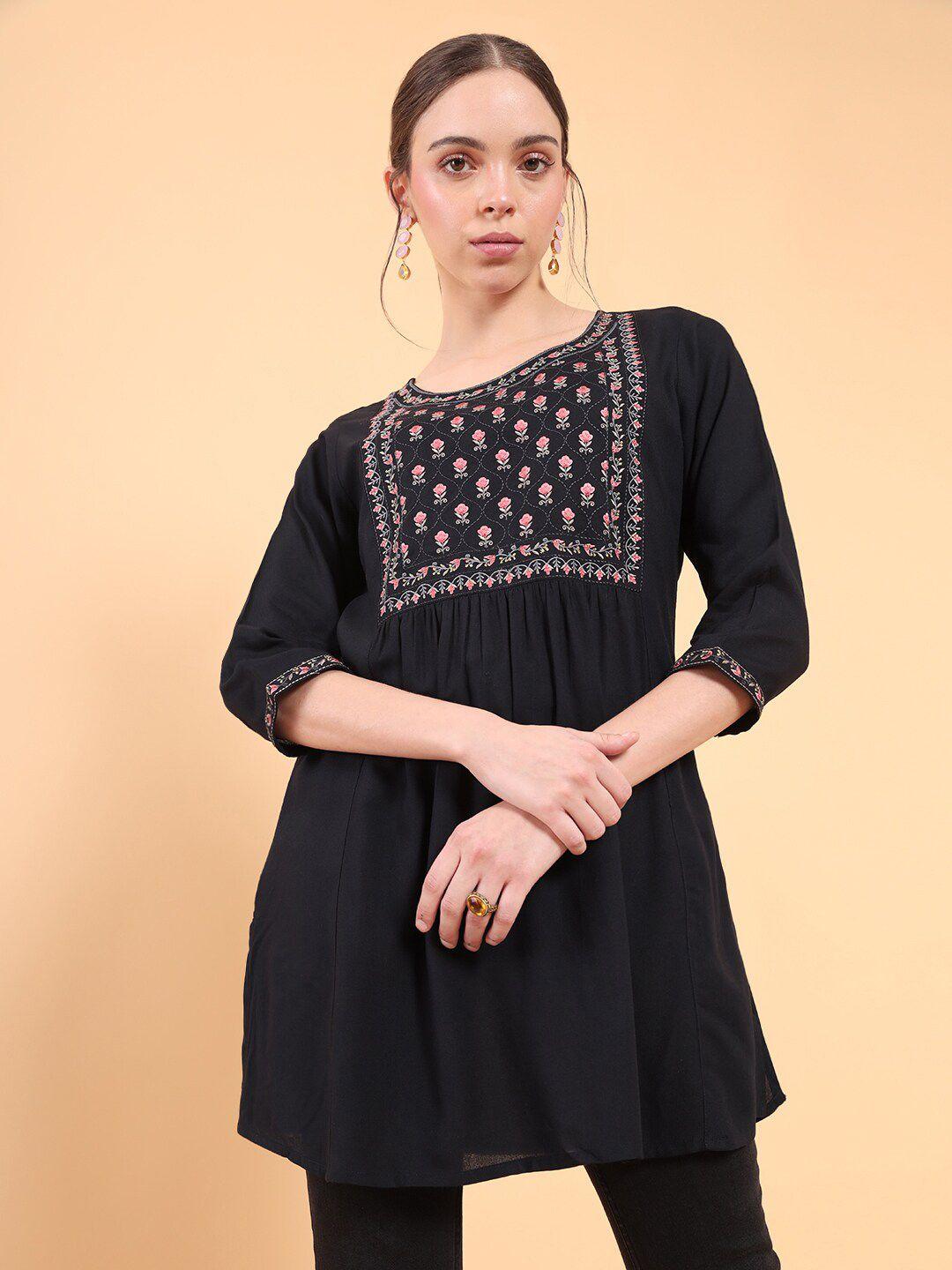 soch-women-black-&-pink-modal-embroidered-tunic