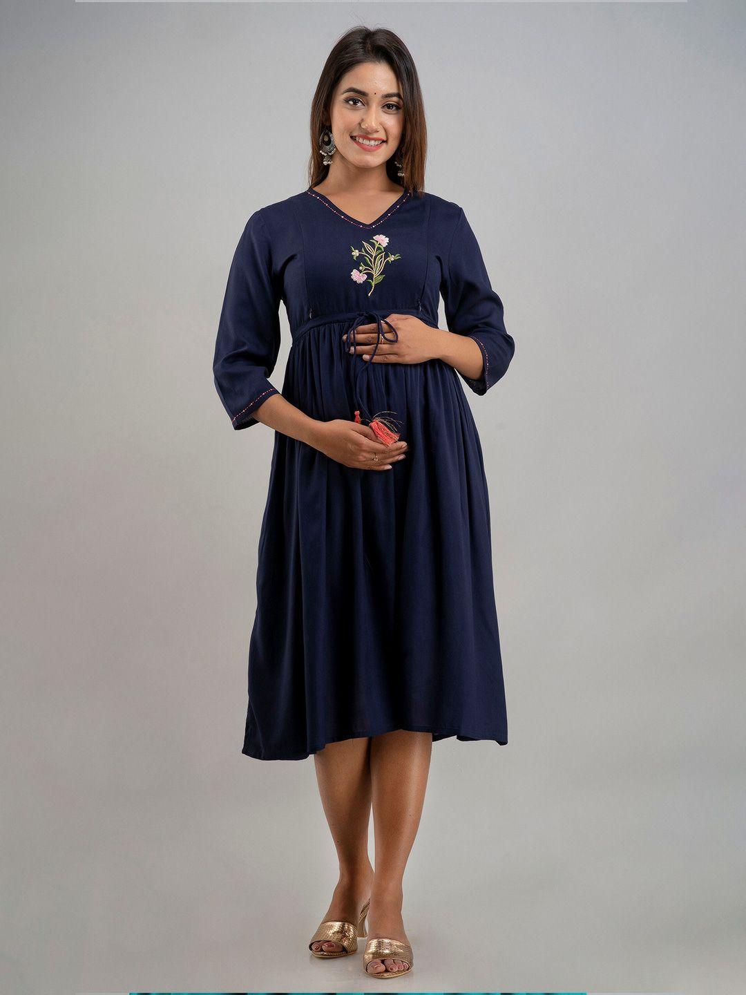 misbis-navy-blue-floral-embroidered-side-zip-maternity-empire-midi-dress