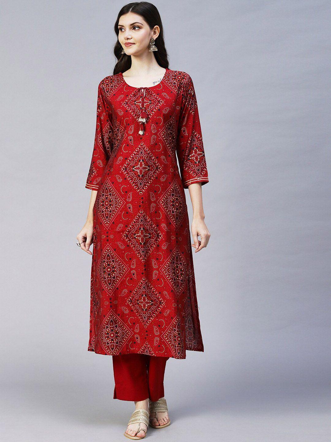 fashor-women-maroon-bandhani-printed-kurta-with-trousers