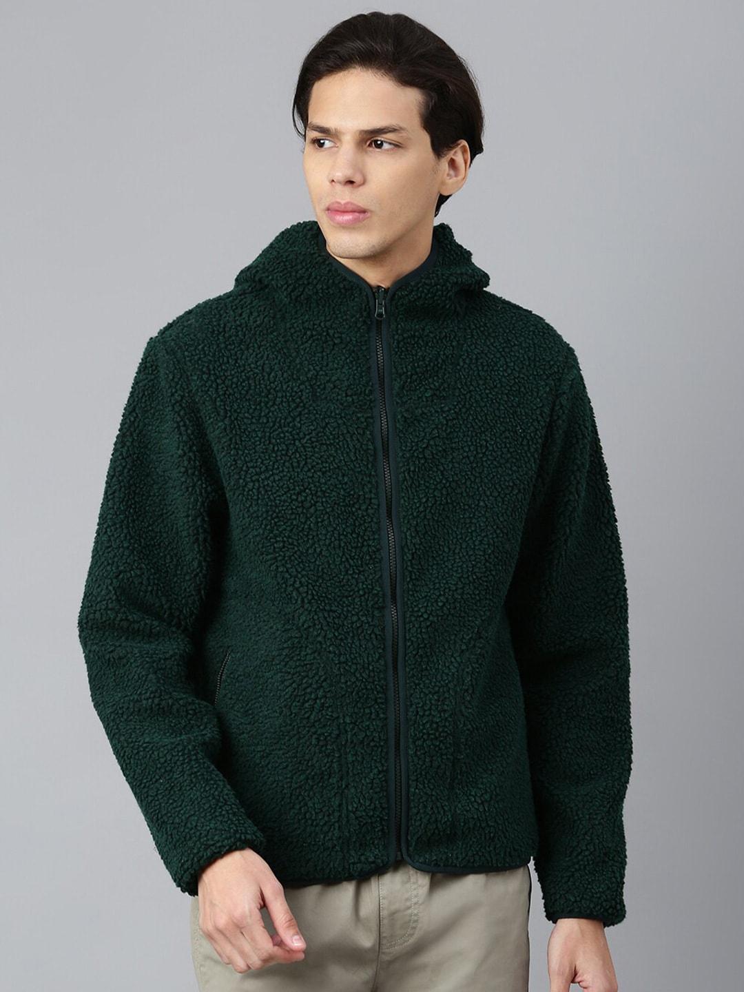 woods-men-green-hooded-sweatshirt