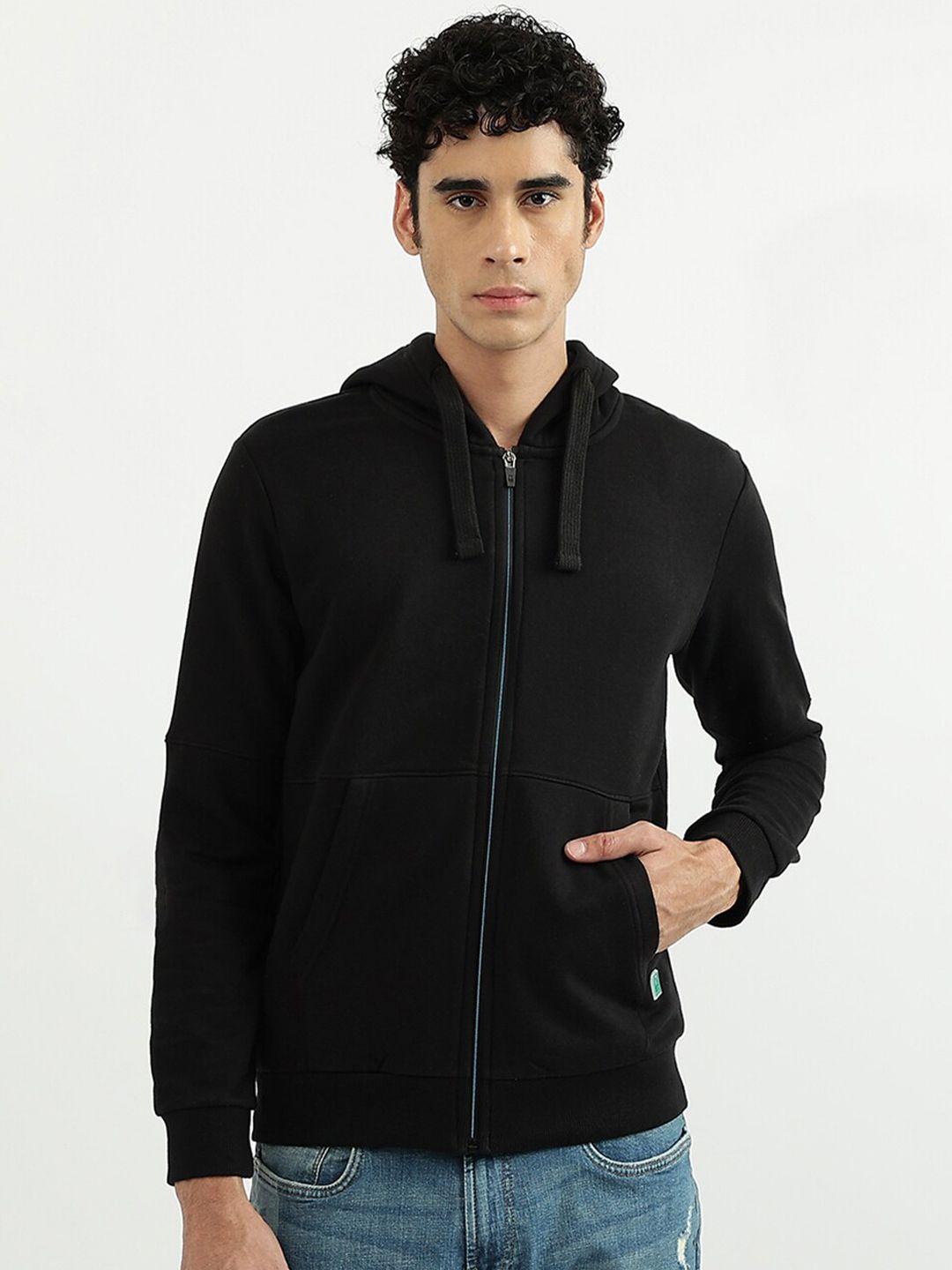 united-colors-of-benetton-men-black-hooded-sweatshirt