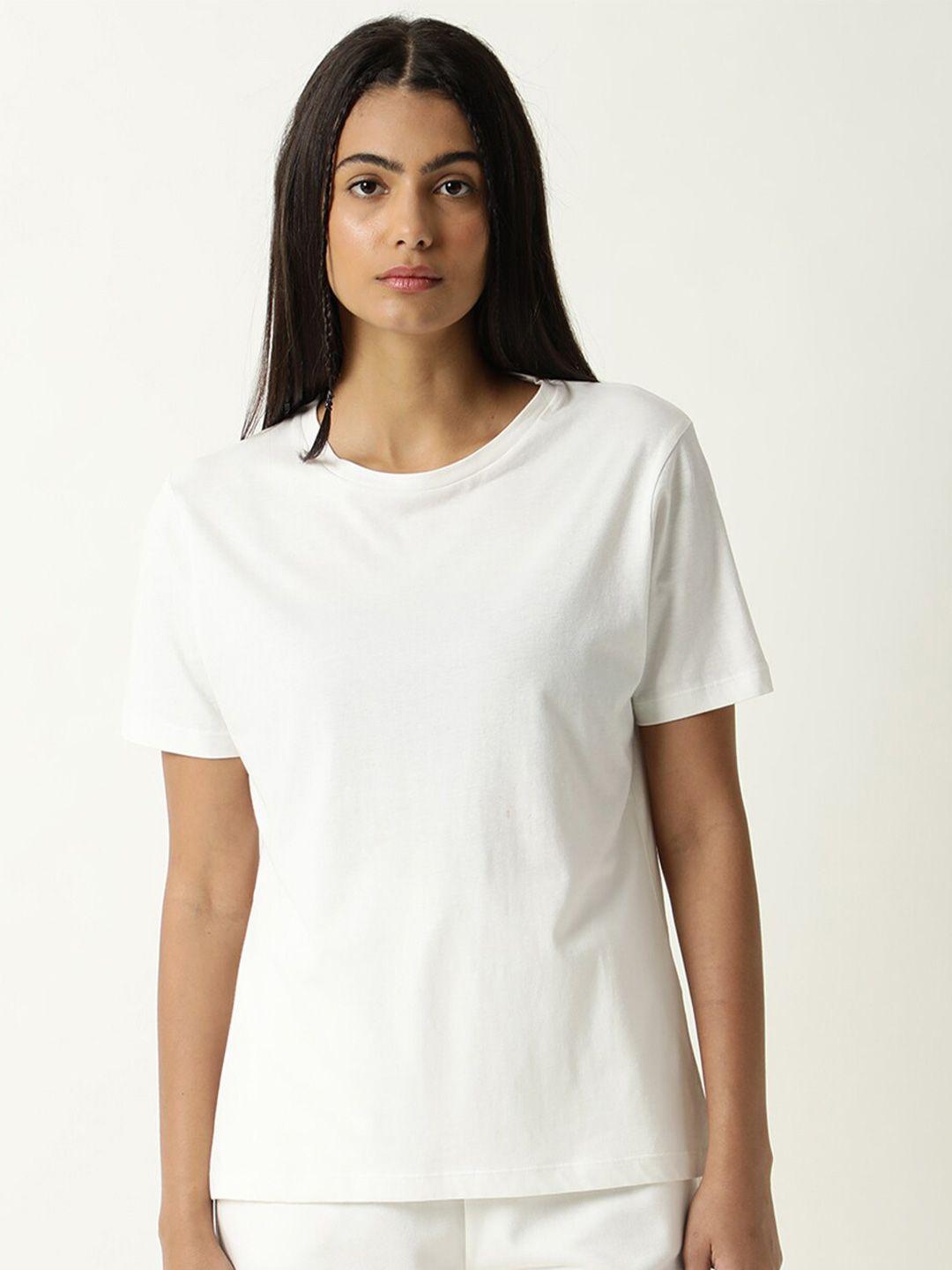 articale-women-off-white-solid-slim-fit-cotton-t-shirt