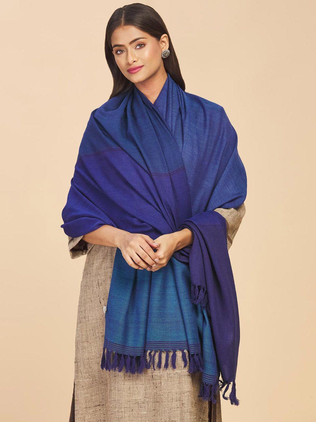 fabindia-women-navy-blue-solid-pure-woolen-shawl