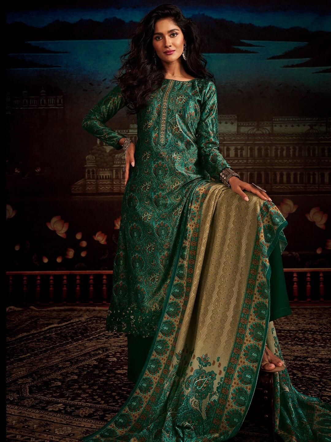 stylee-lifestyle-green-&-beige-printed-velvet-unstitched-dress-material