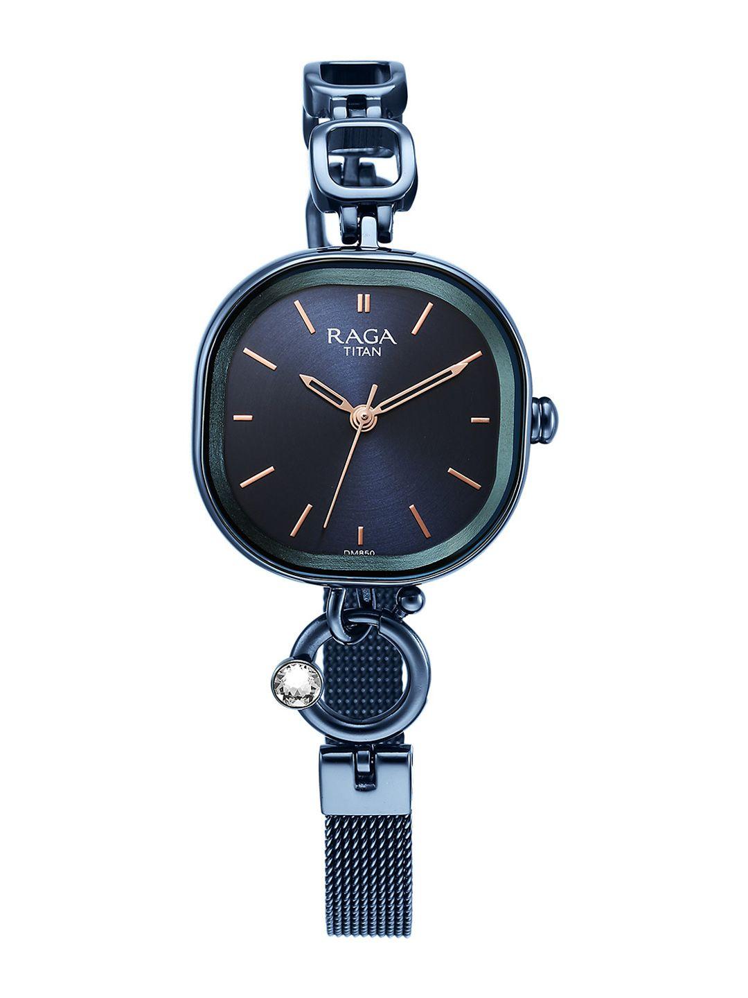 titan-women-blue-brass-dial-&-blue-stainless-steel-bracelet-style-straps-analogue-watch-2693qm01