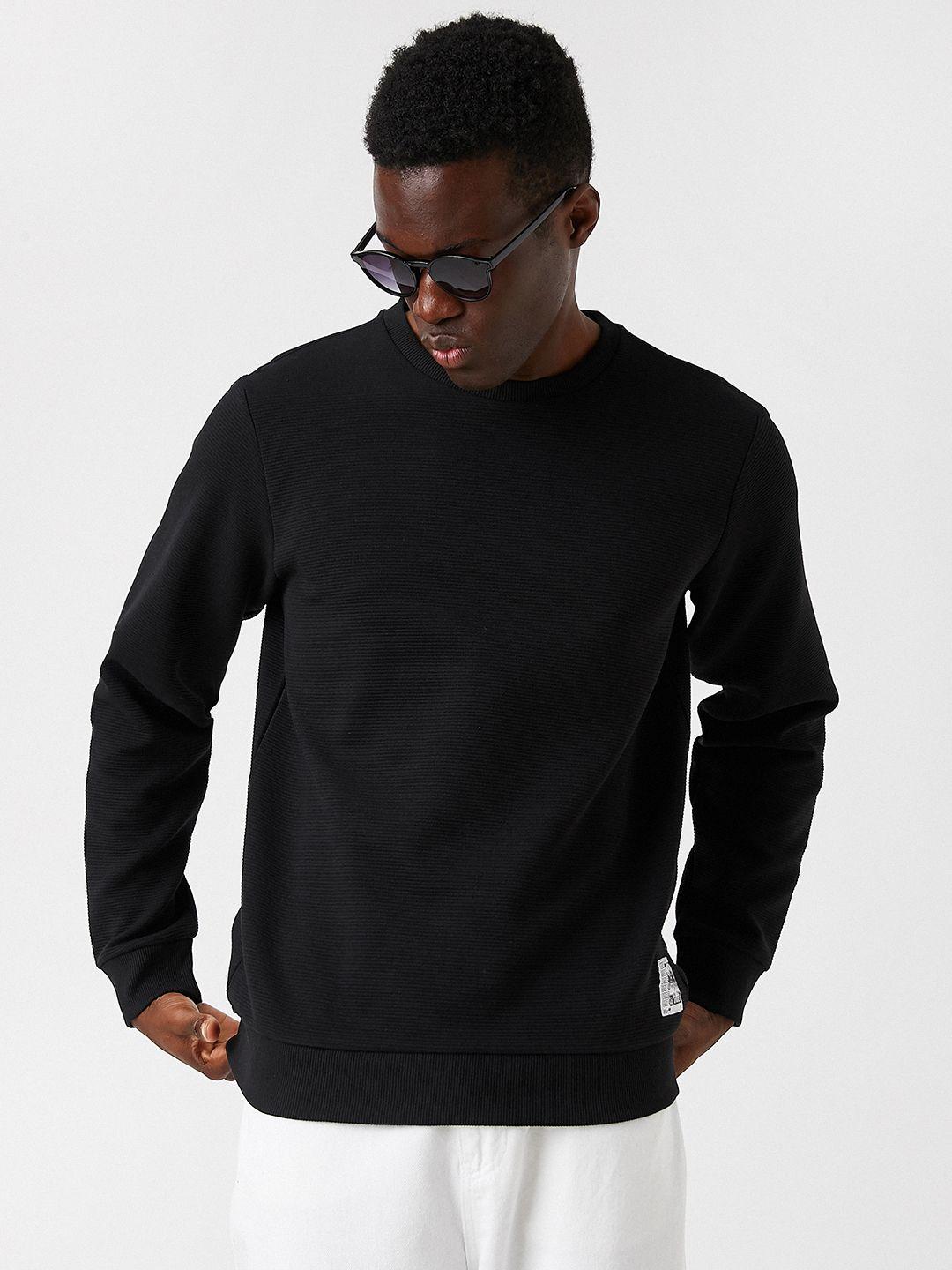 koton-men-black-solid-sweatshirt