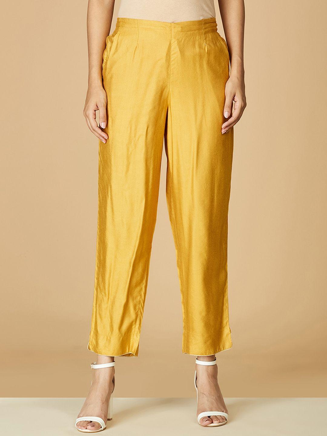 fabindia-women-mustard-yellow-comfort-pleated-trousers