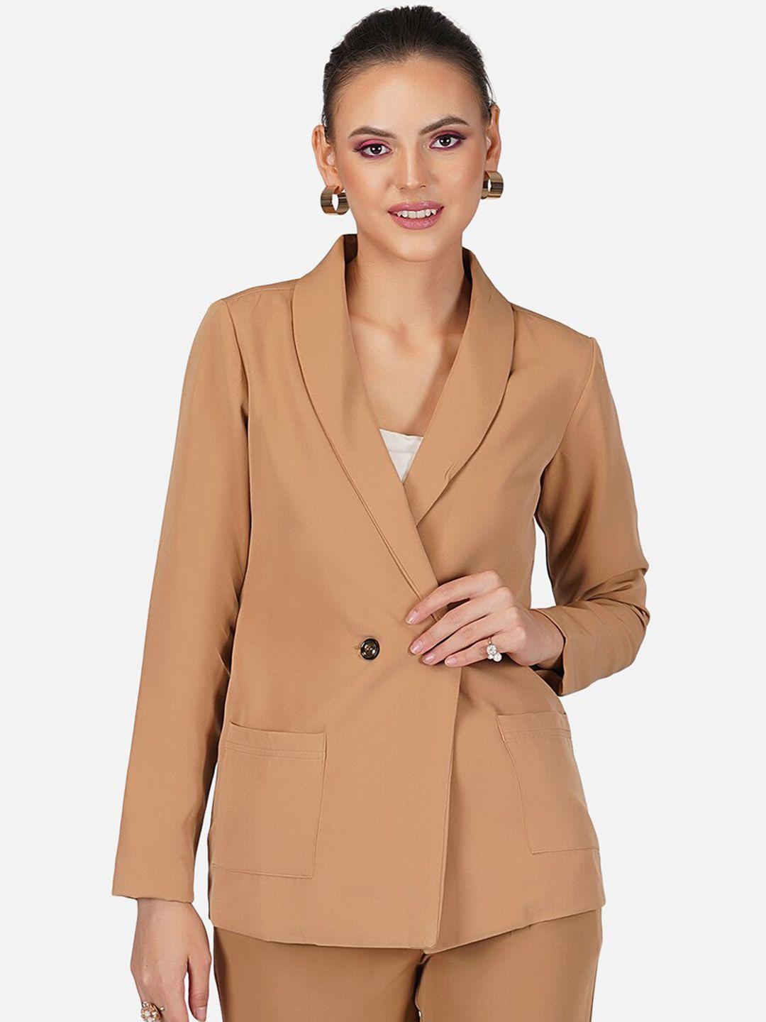 tinted-woman-double-breasted-blazer