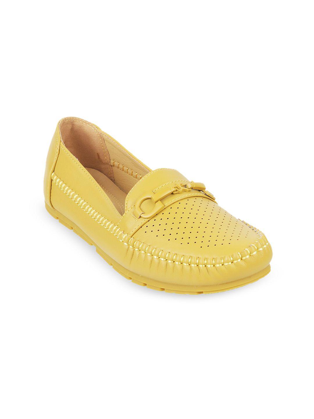 mochi-women-perforations-loafers