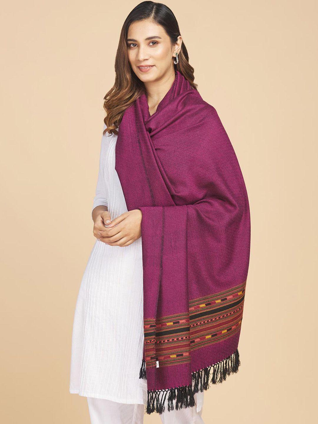 fabindia-women-woven-design-woolen-shawl