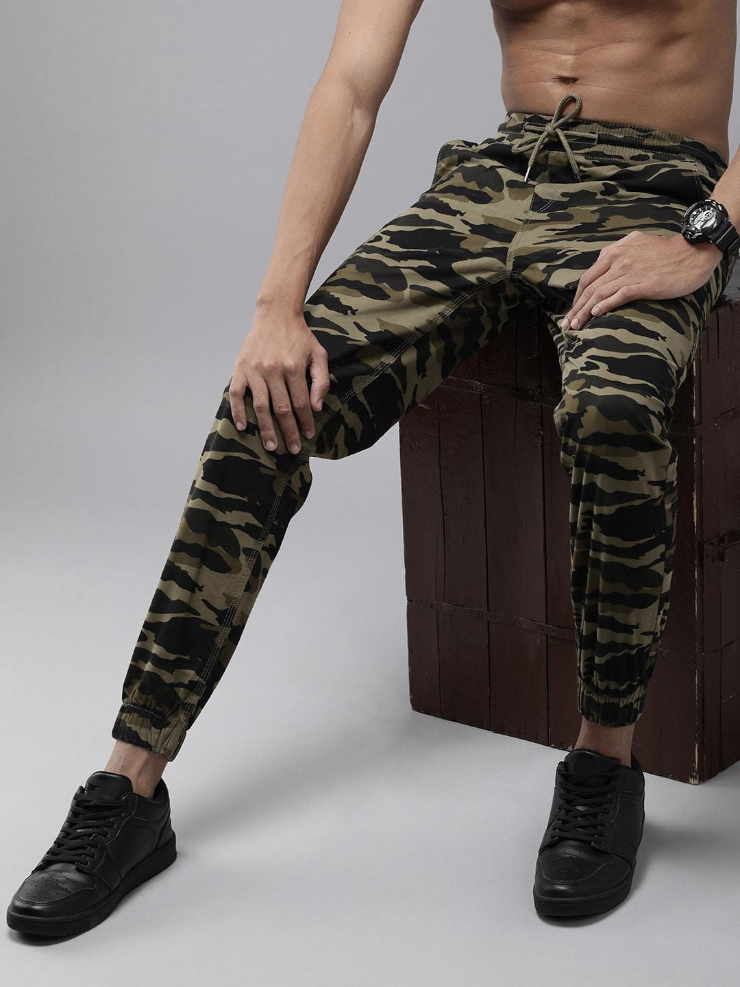 the-roadster-life-co.-men-mid-rise-camouflage-printed-joggers