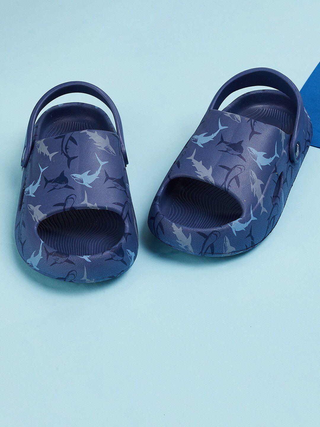fame-forever-by-lifestyle-boys-printed-rubber-clogs