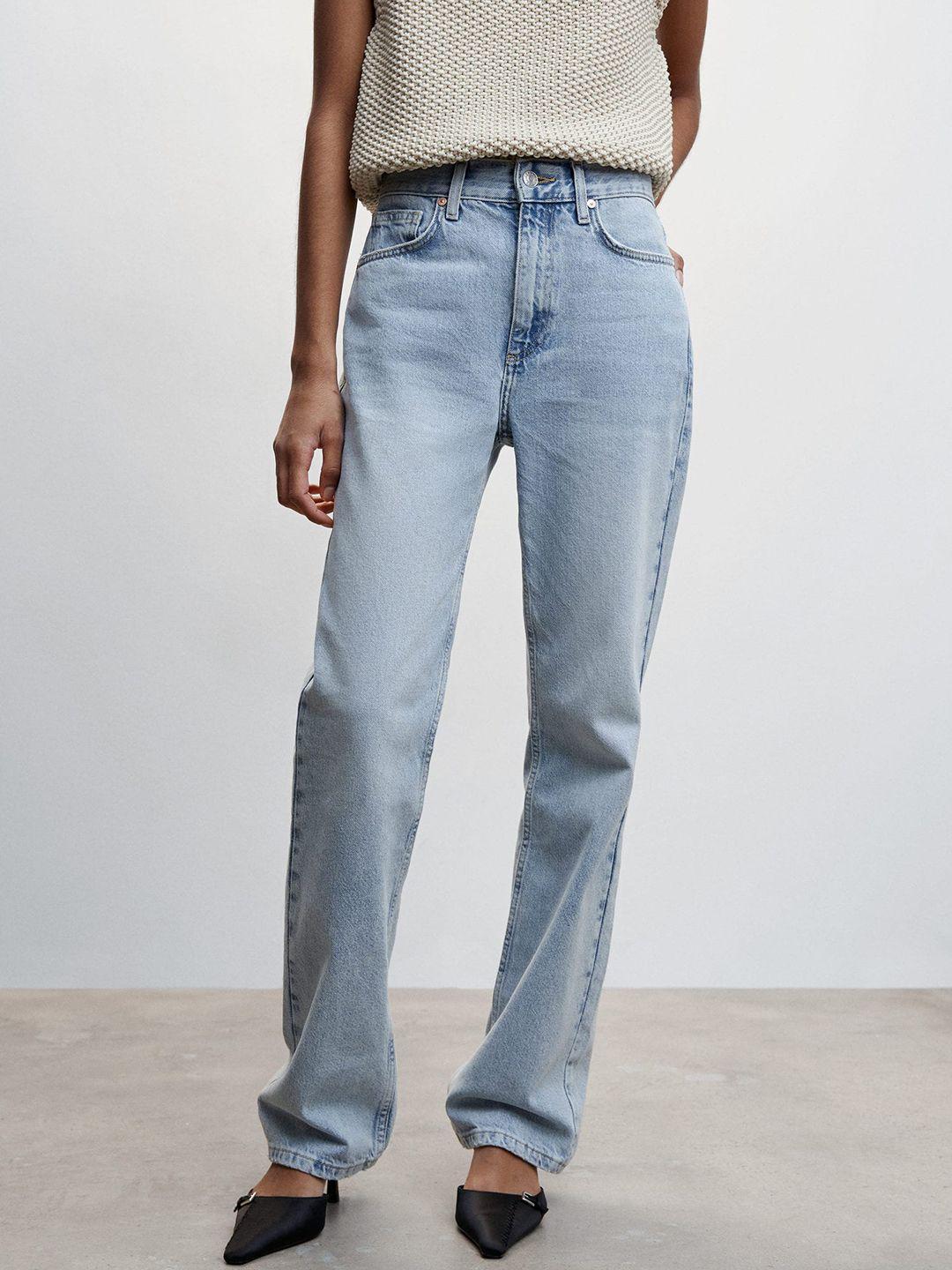 mango-women-straight-fit-light-fade-sustainable-jeans