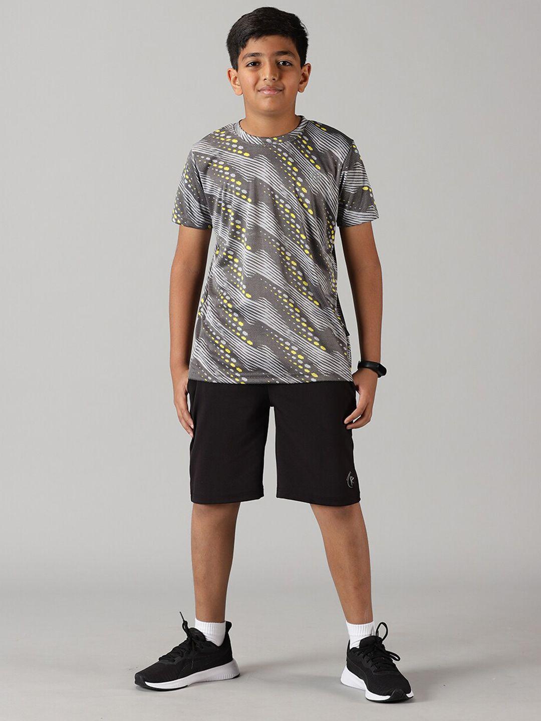 kiddopanti-boys-printed-short-sleeves-sports-t-shirt-with-shorts-clothing-set