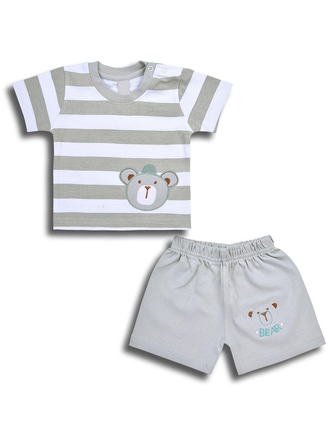 wish-karo-boys-striped-round-neck-short-sleeves-t-shirt-with-shorts-clothing-set