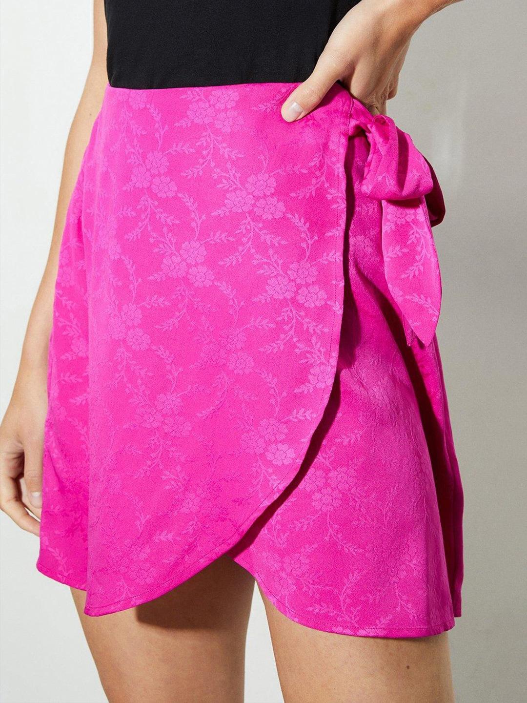 dorothy-perkins-floral-jacquard-mini-wrap-skirt