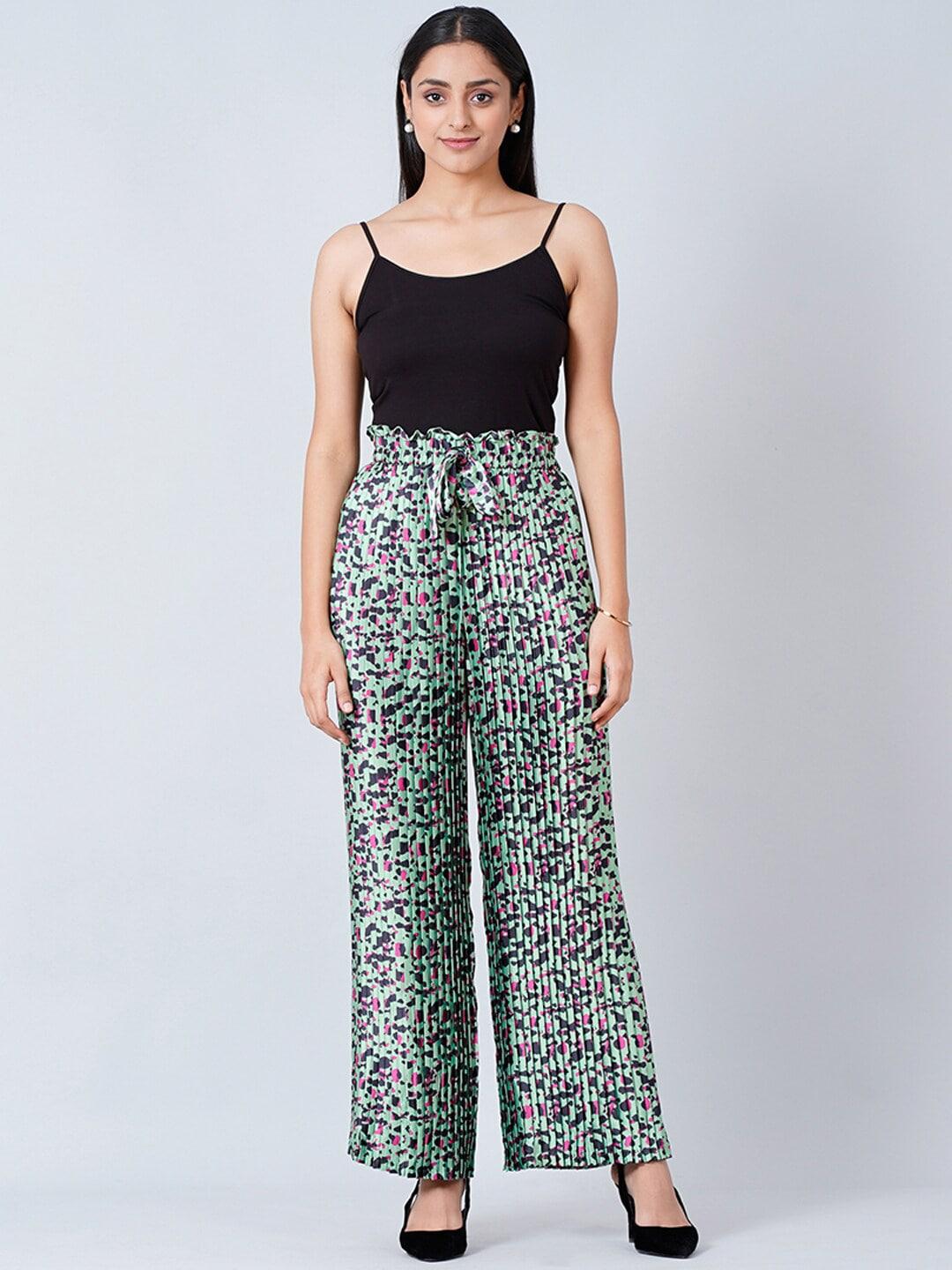 first-resort-by-ramola-bachchan-women-printed-relaxed-pleated-trousers