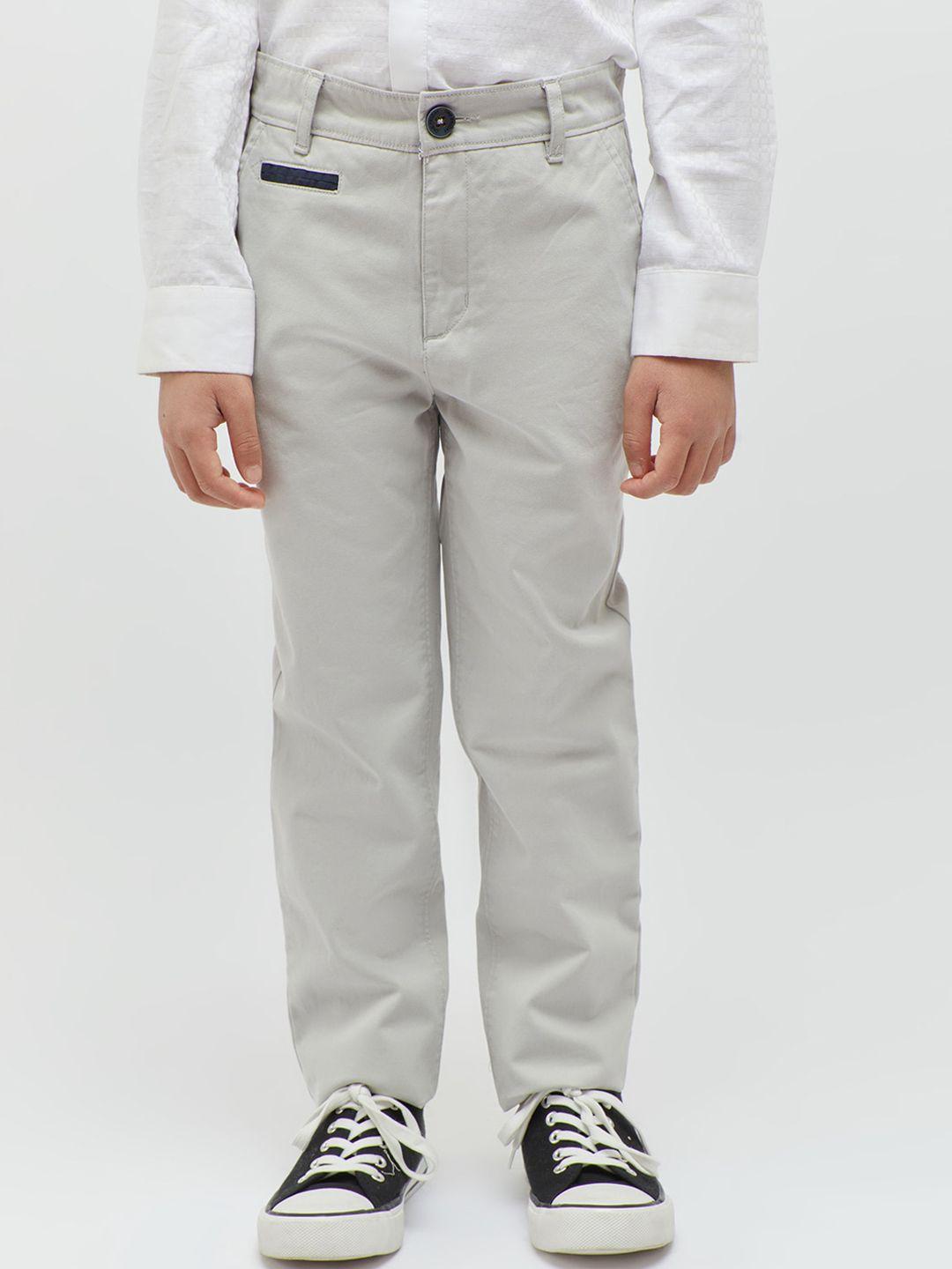 one-friday-boys-classic-mickey-mouse-printed-mid-rise-regular-trousers