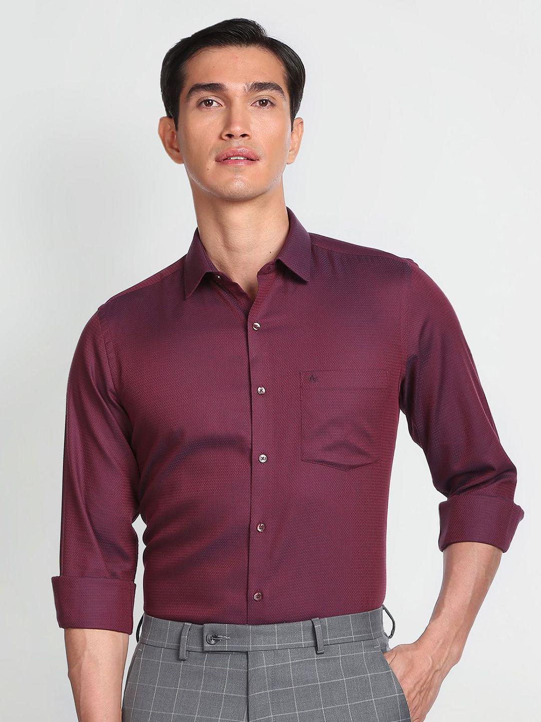 arrow-spread-collar-cotton-casual-shirt