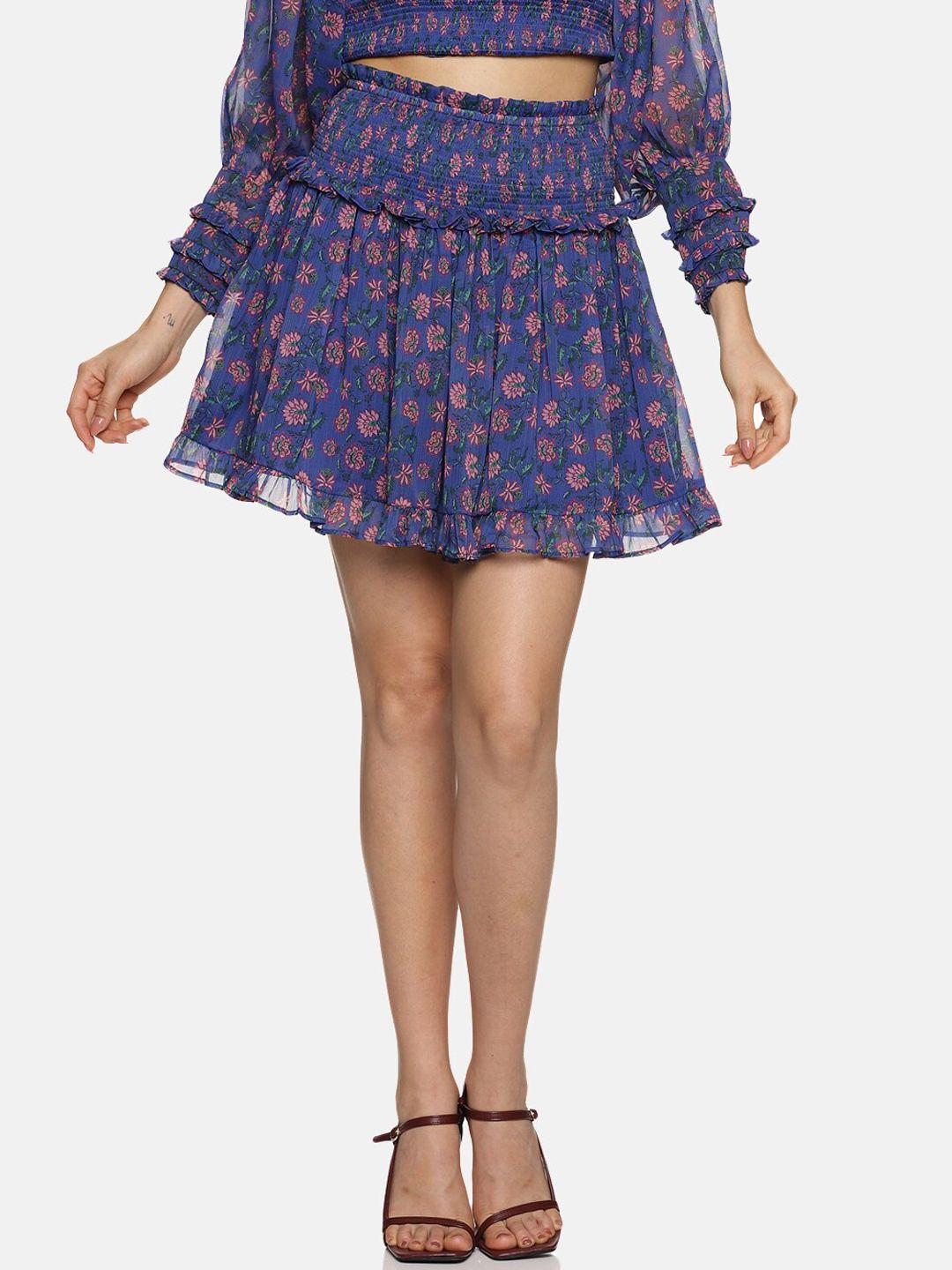 isu-floral-printed-smocked-flared-mini-skirt