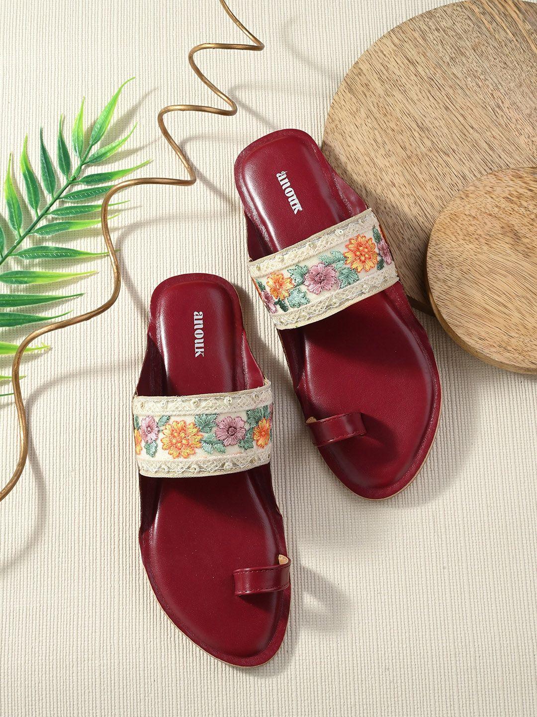 anouk-maroon-and-orange-embroidered-one-toe-flats