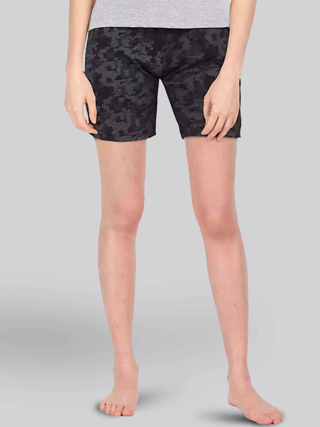 lyra-women-abstract-printed-mid-rise-cotton-lounge-shorts